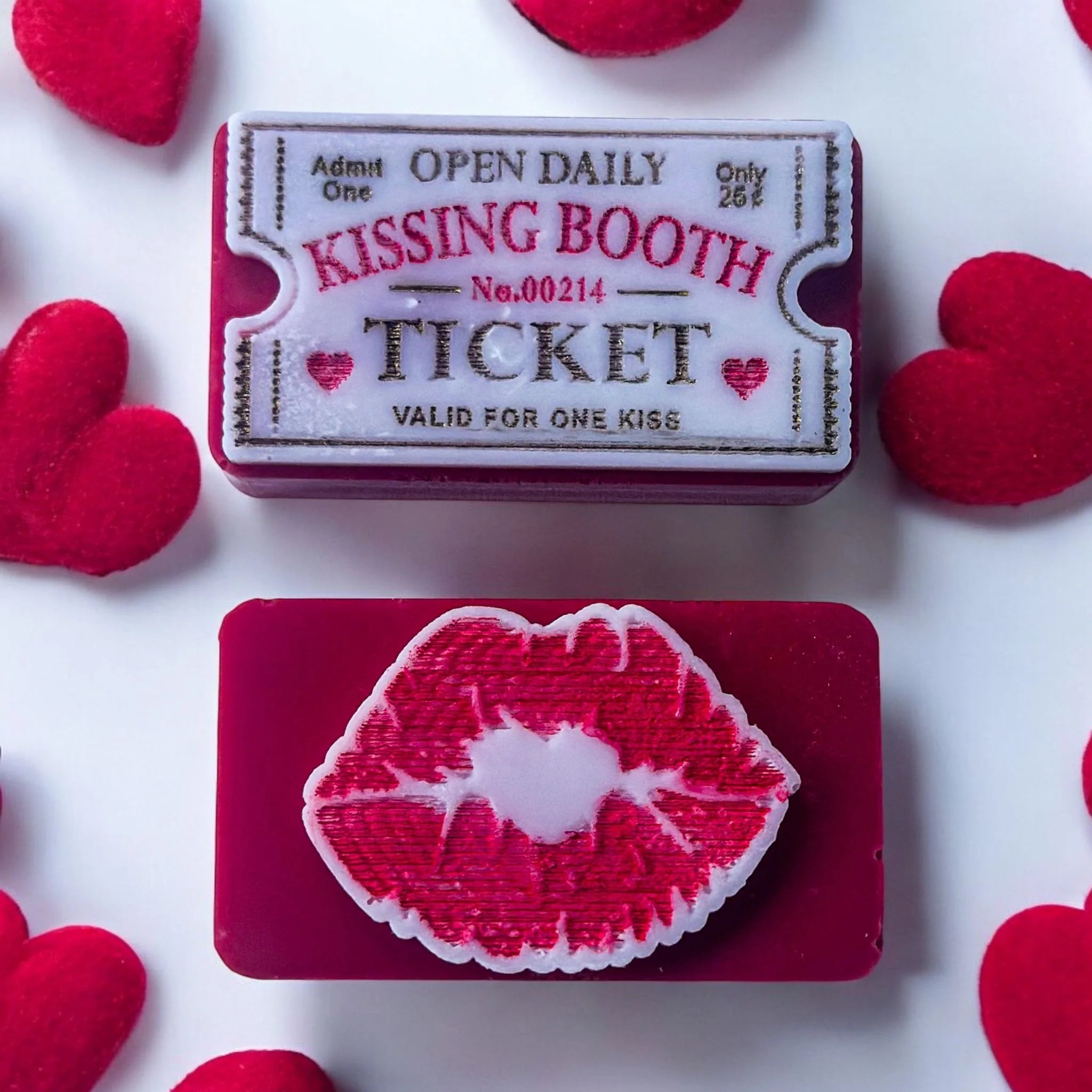 HB Kissing Booth