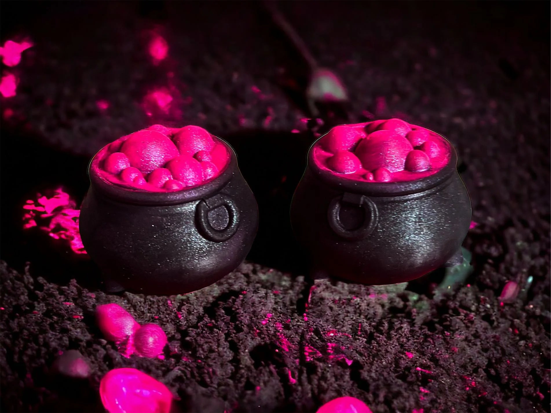 3D Cauldron Duo
