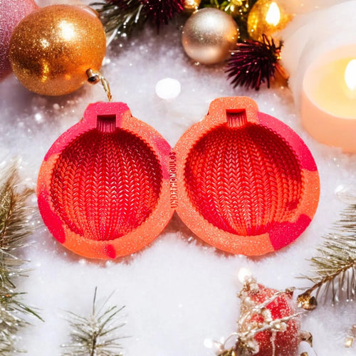 3D Knitted Bauble Duo