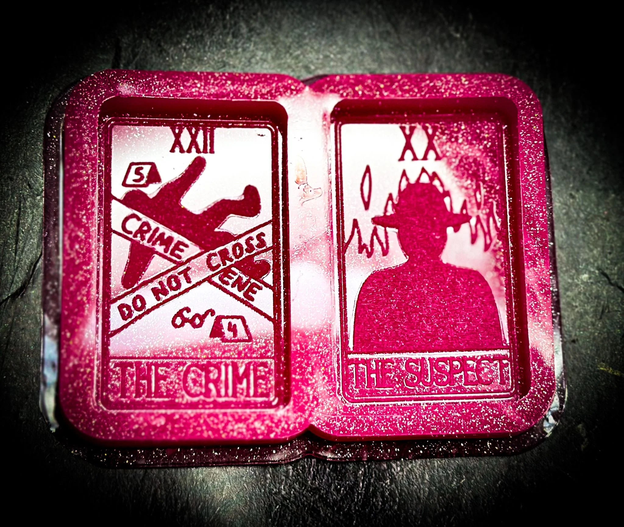 The Crime & The Suspect Tarot Cards Duo Mould