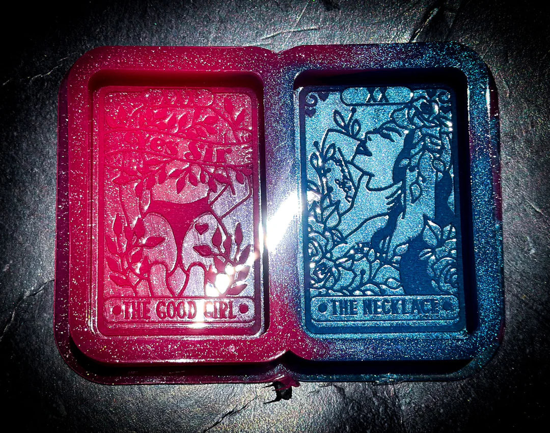The Good Girl & The Necklace Tarot Cards Duo Mould