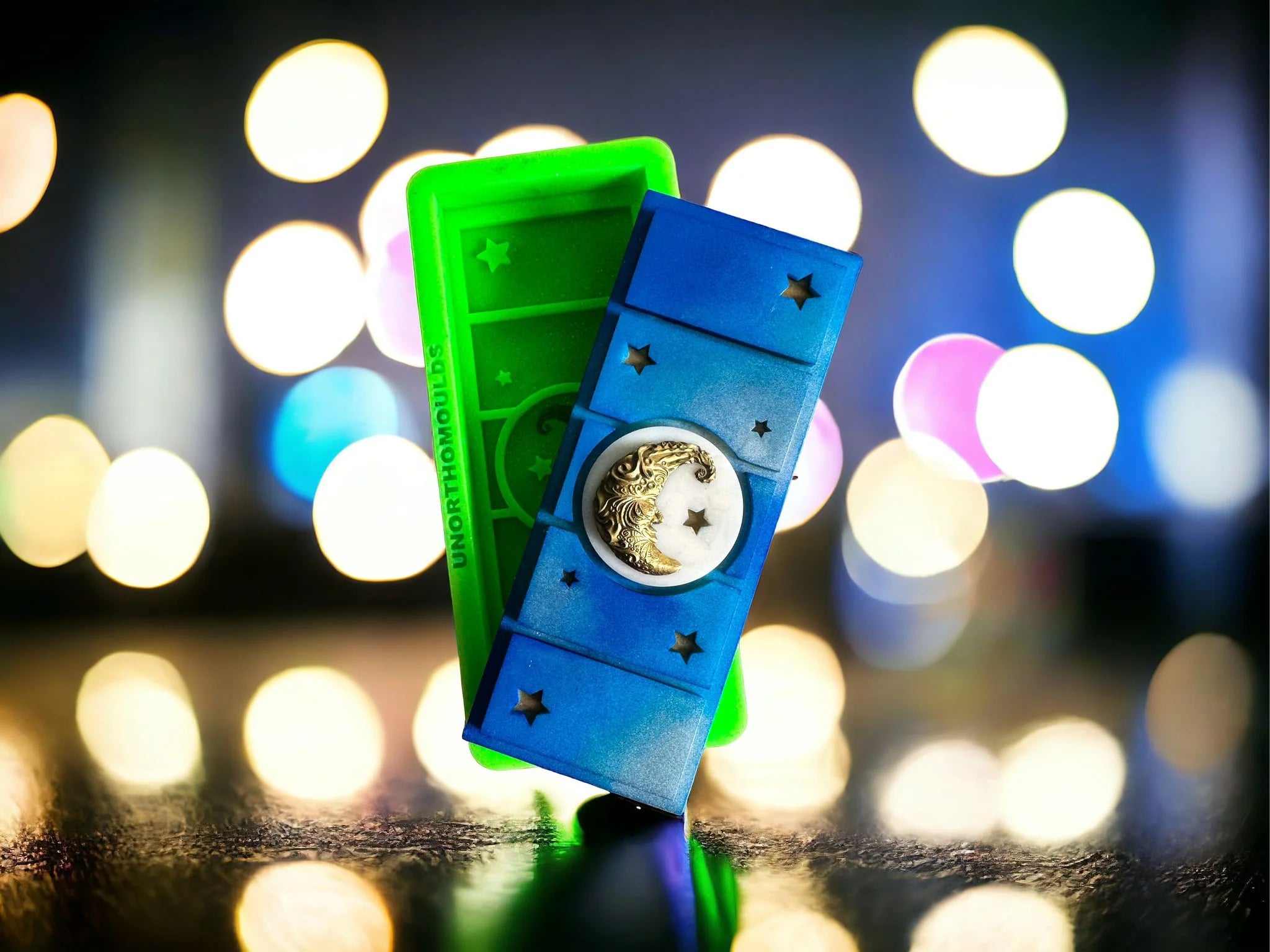 3D Moon 5 Cell Snapbar