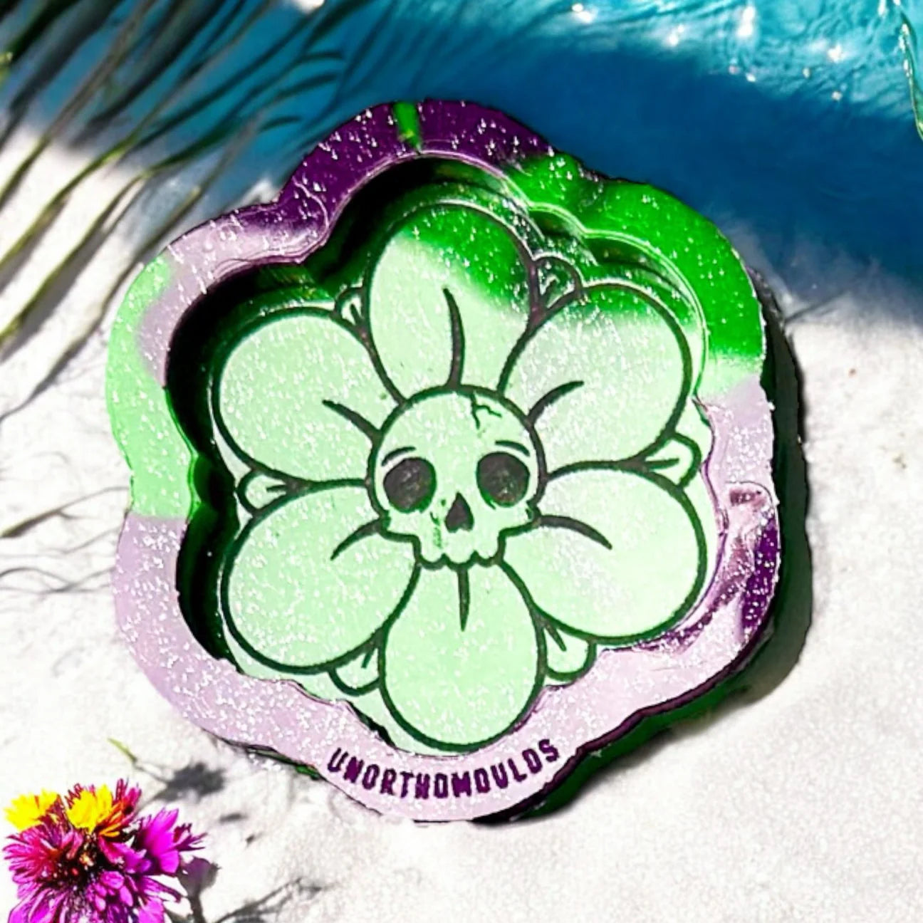 Skull Flower 8mm Mini